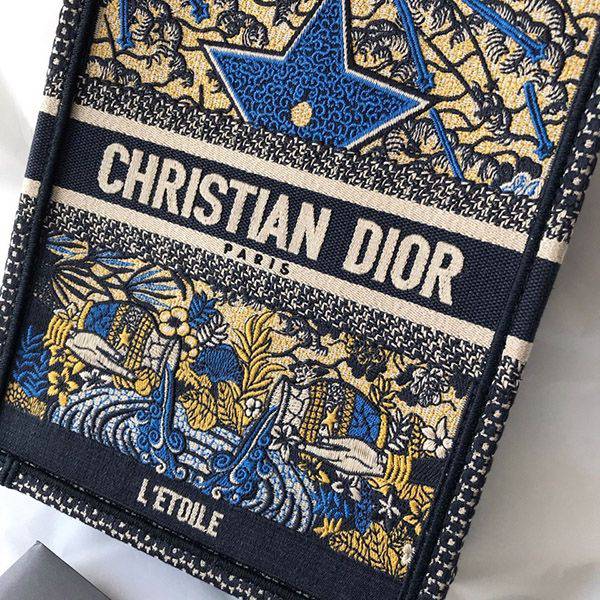 入手困難!ディオール ミニ ヴァーティカル ブックトート 偽物